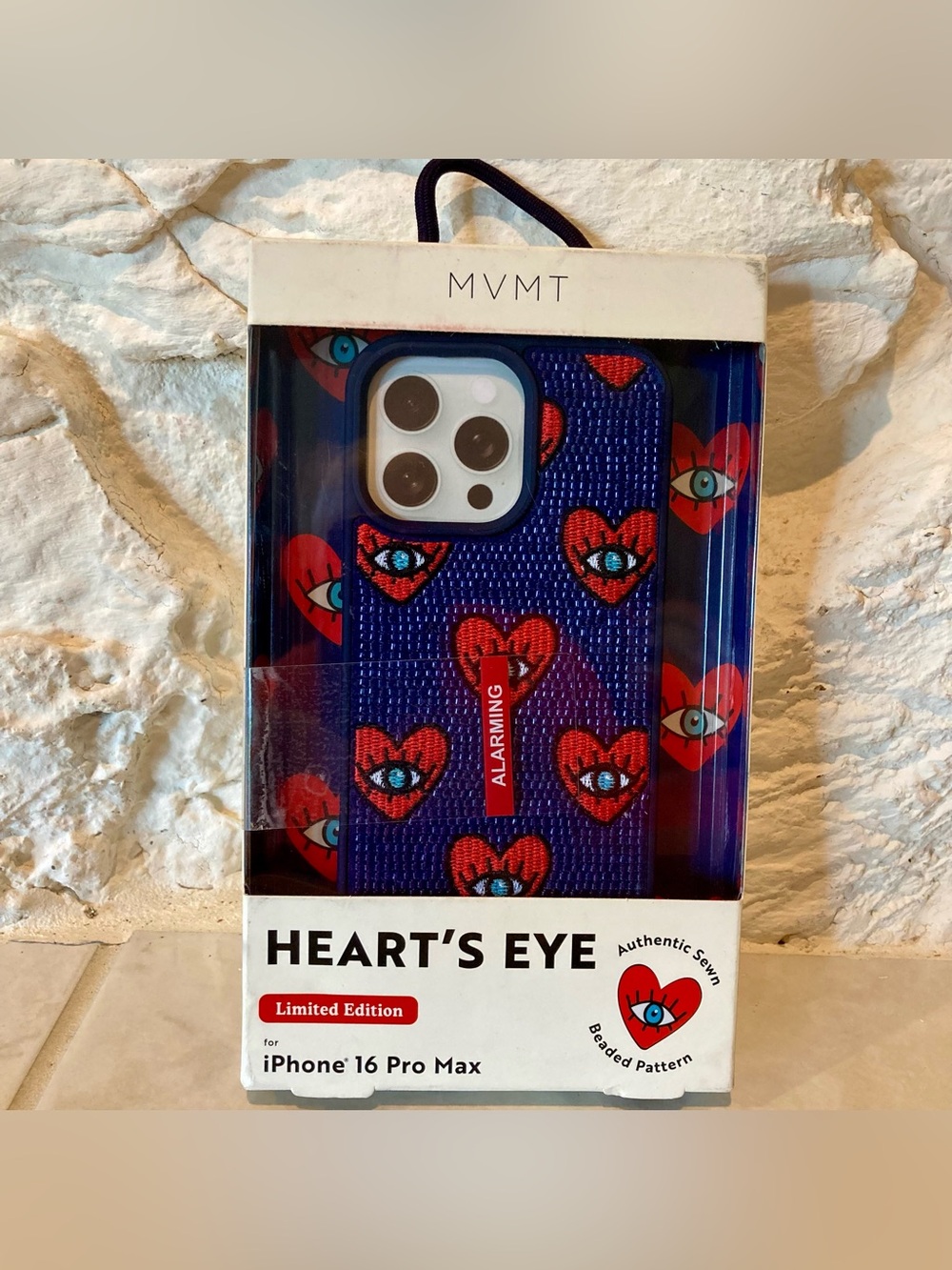 NIB Eye-Catching MVMT Limited Edition Hearts Eye Beaded IPhone 16 Pro Max Case